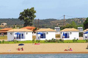 tsonisbeach_seaview1big.jpg