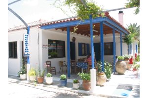 camping-loutsa_Receptionneubig.jpg